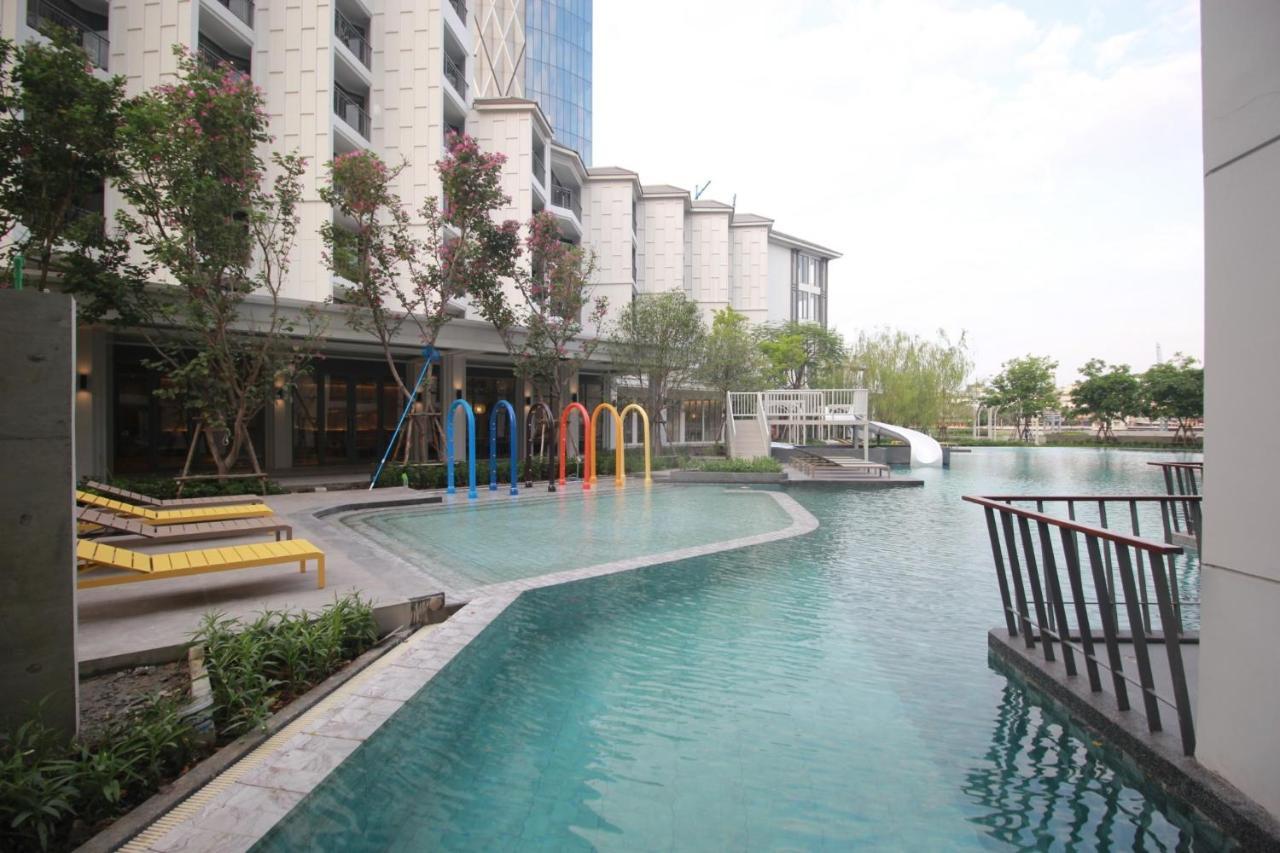 The Quarter Chaophraya By Uhg Hotel Bangkok Bagian luar foto